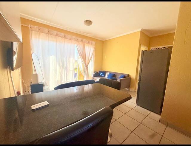 2 BEDROOM APARTMENT FOR SALE IN STAALRUS